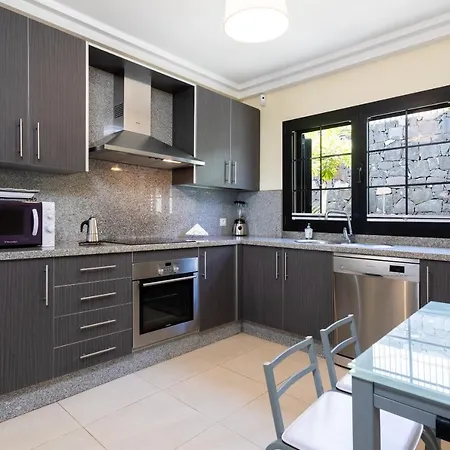 Home2book Design El Sauzal, Private Garden & Bbq بيت للعطل *
